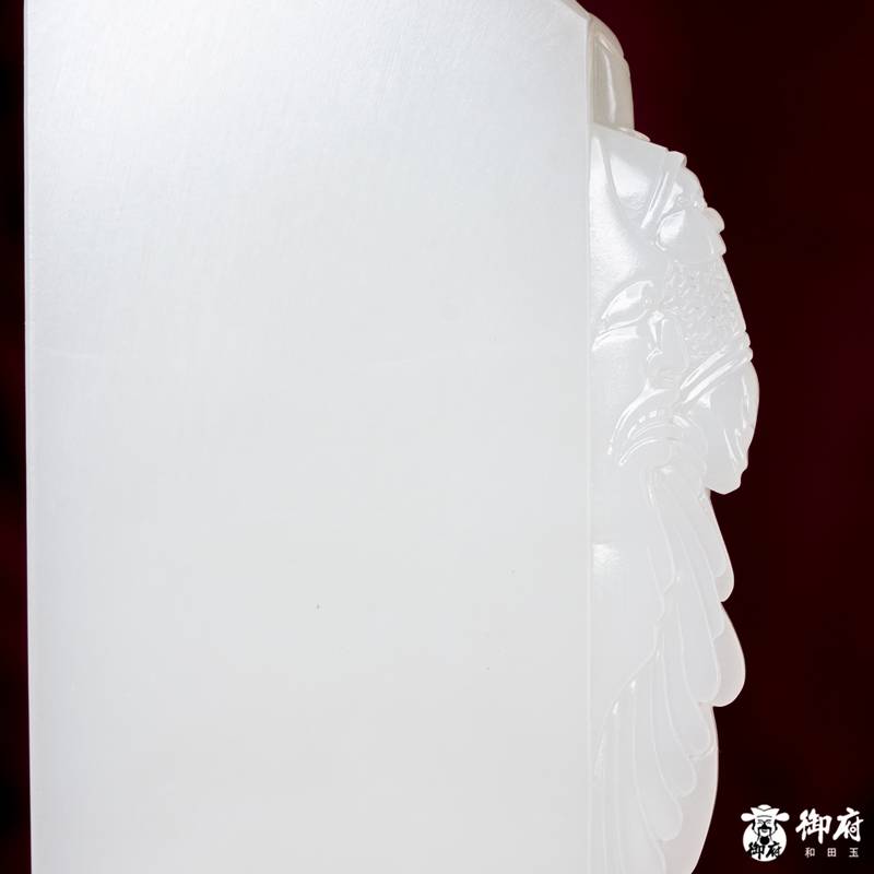 海派玉雕大师付雪飞作品 重231.8克 新疆和田玉原毛孔皮白玉籽料摆件 韦陀天尊 图片7