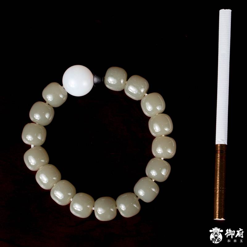 新疆和田玉青玉桶珠手串 青蓝凝露 46克