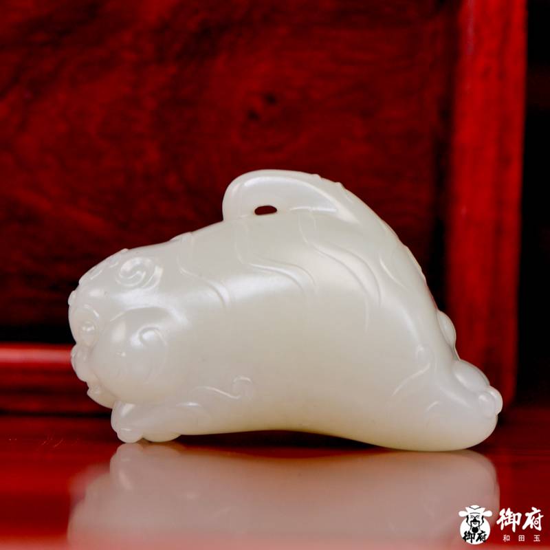 新疆和田玉白玉籽玉 挂件 如虎添翼 35克