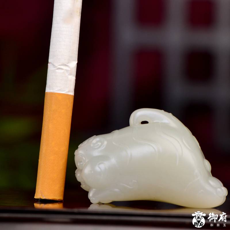 新疆和田玉白玉籽玉 挂件 如虎添翼 35克 图片9