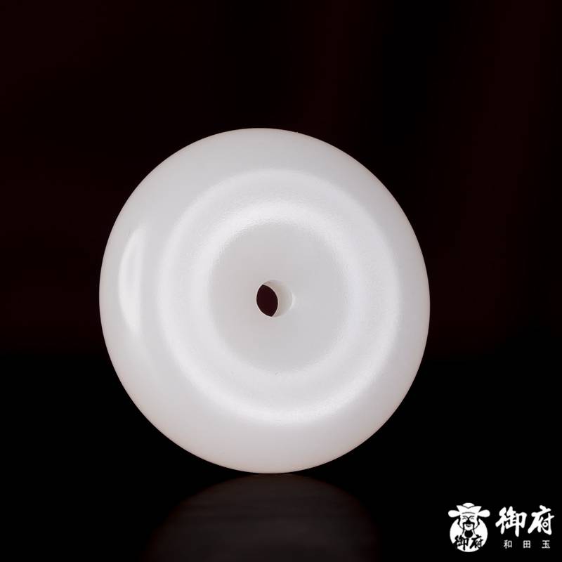 新疆和田玉白玉挂件 平安扣 30.2克 图片6