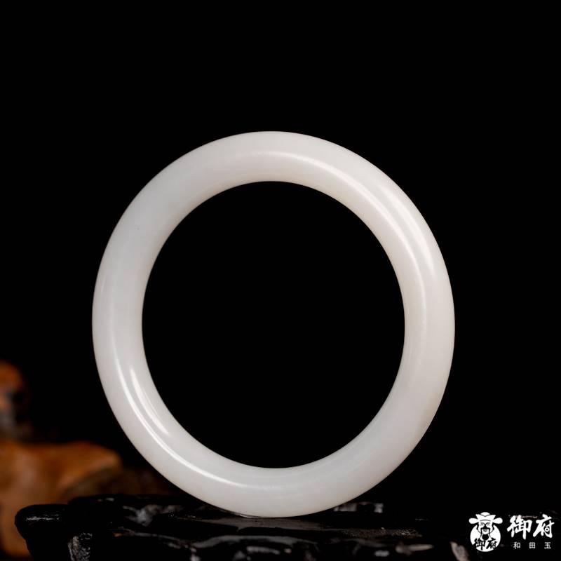 新疆和田玉原毛孔皮白玉籽料 51.7克 內(nèi)徑56mm 圖片2