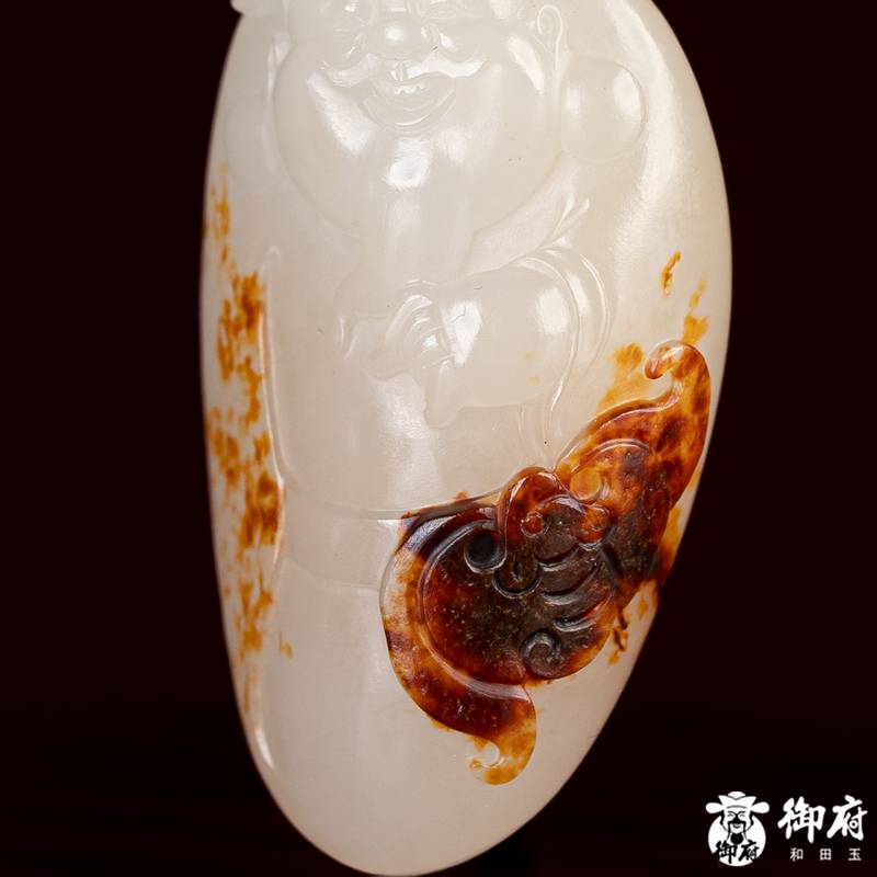 新疆和田玉聚红皮白玉籽玉 独籽     挂件    如意财神  13克 图片4