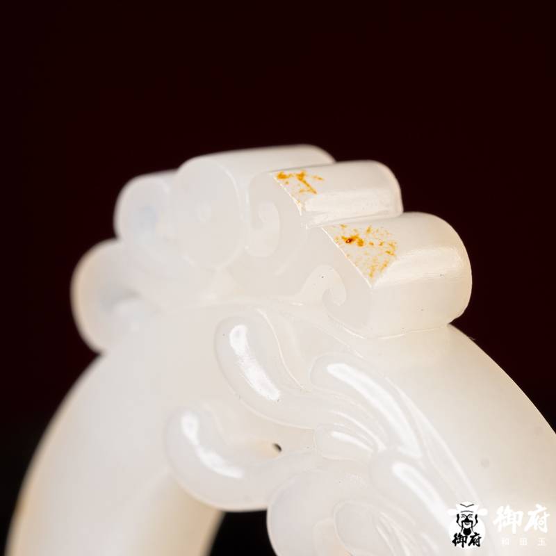 新疆和田玉洒金皮白玉籽玉      挂件      仿古凤    17.1克 图片6