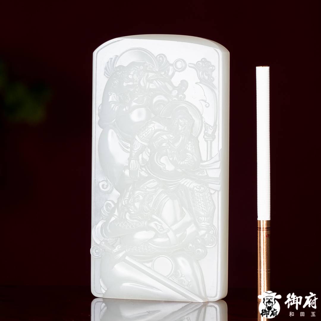 海派玉雕大师付雪飞工作室 重239.5克 新疆和田玉原毛孔皮白玉籽料摆件 桃园三结义 &middot; 肝胆相照 图片12