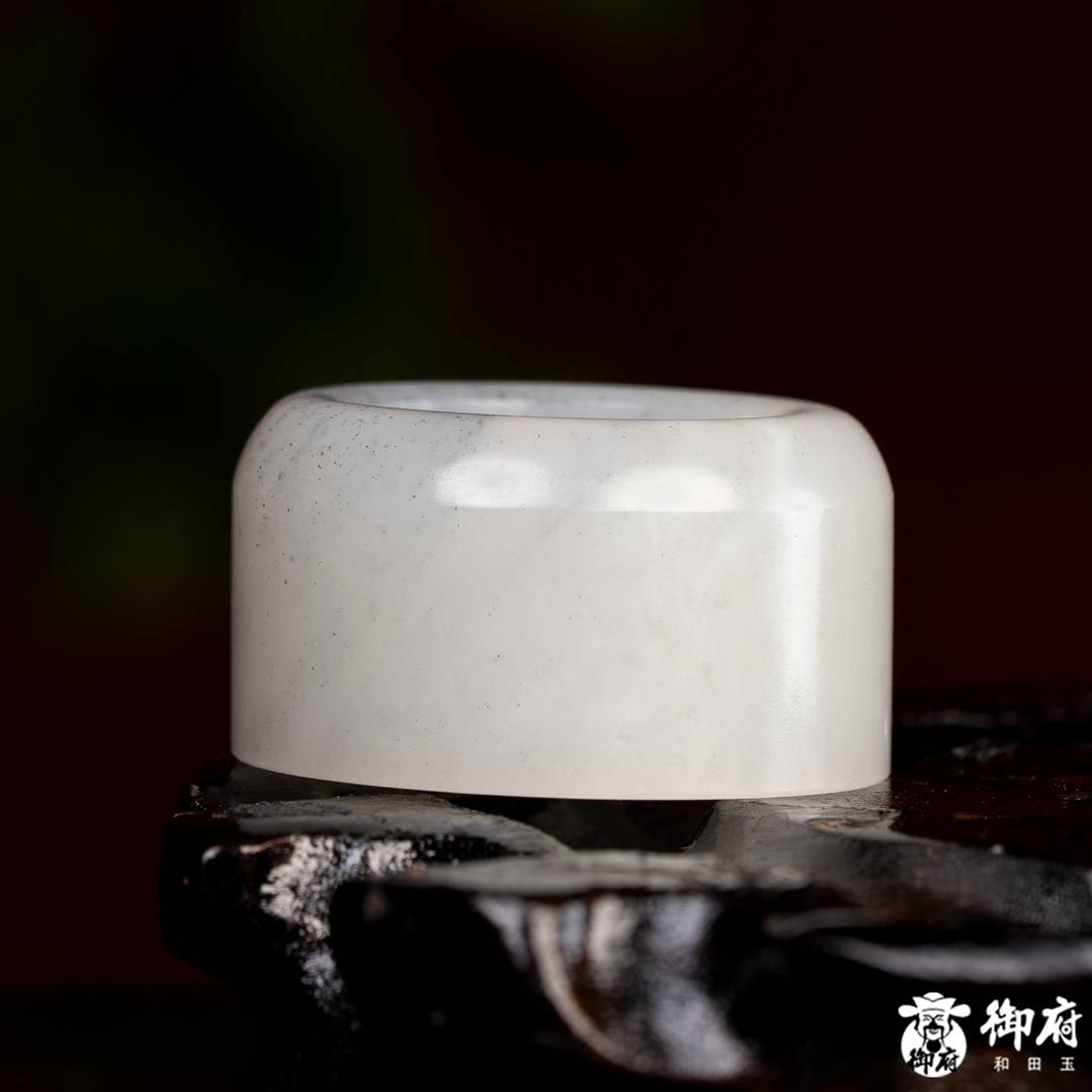 新疆和田玉青花籽玉 墨韵乾坤&middot;扳指 28.2g 图片3