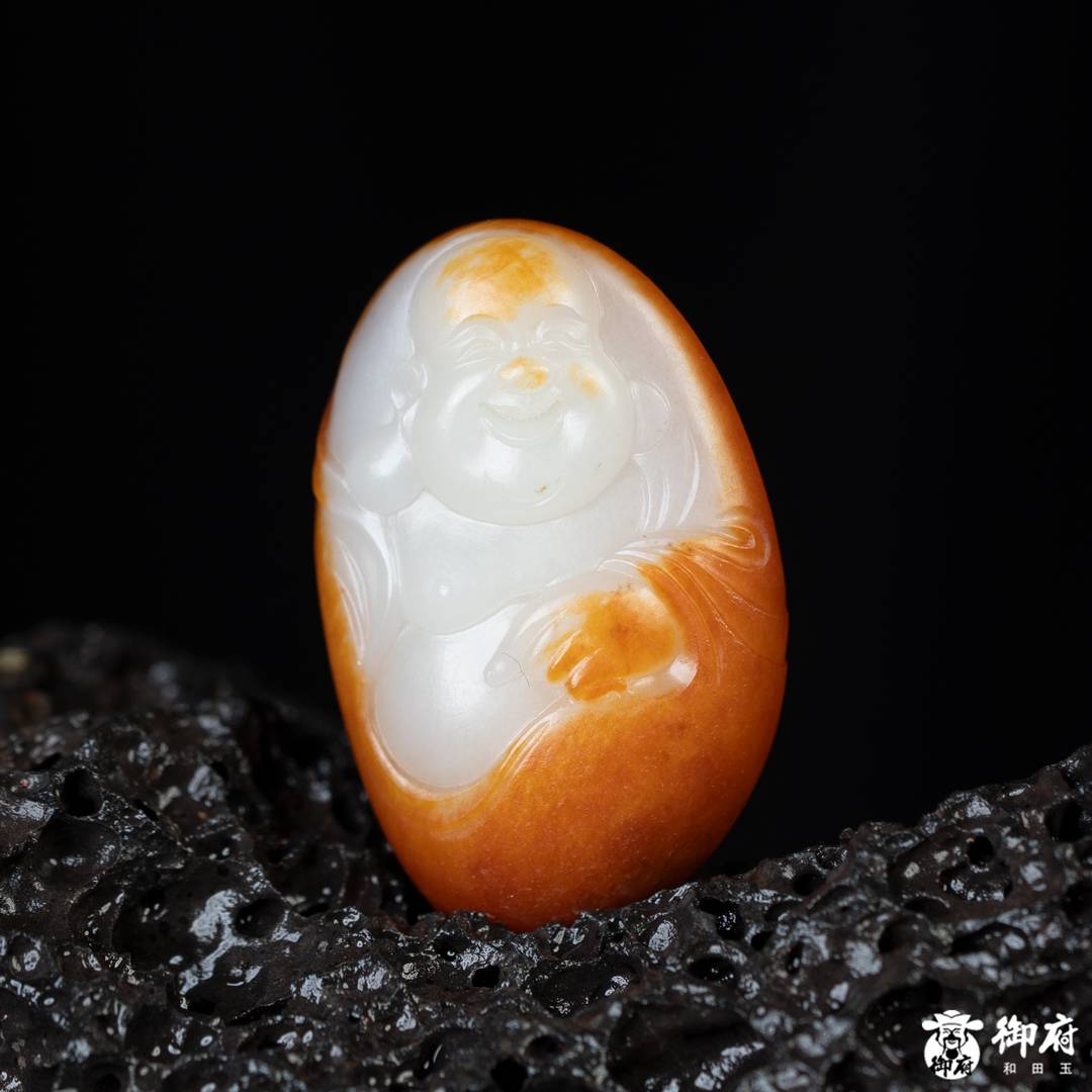 新疆和田玉独籽红皮白肉弥勒佛挂件 12克 图片5