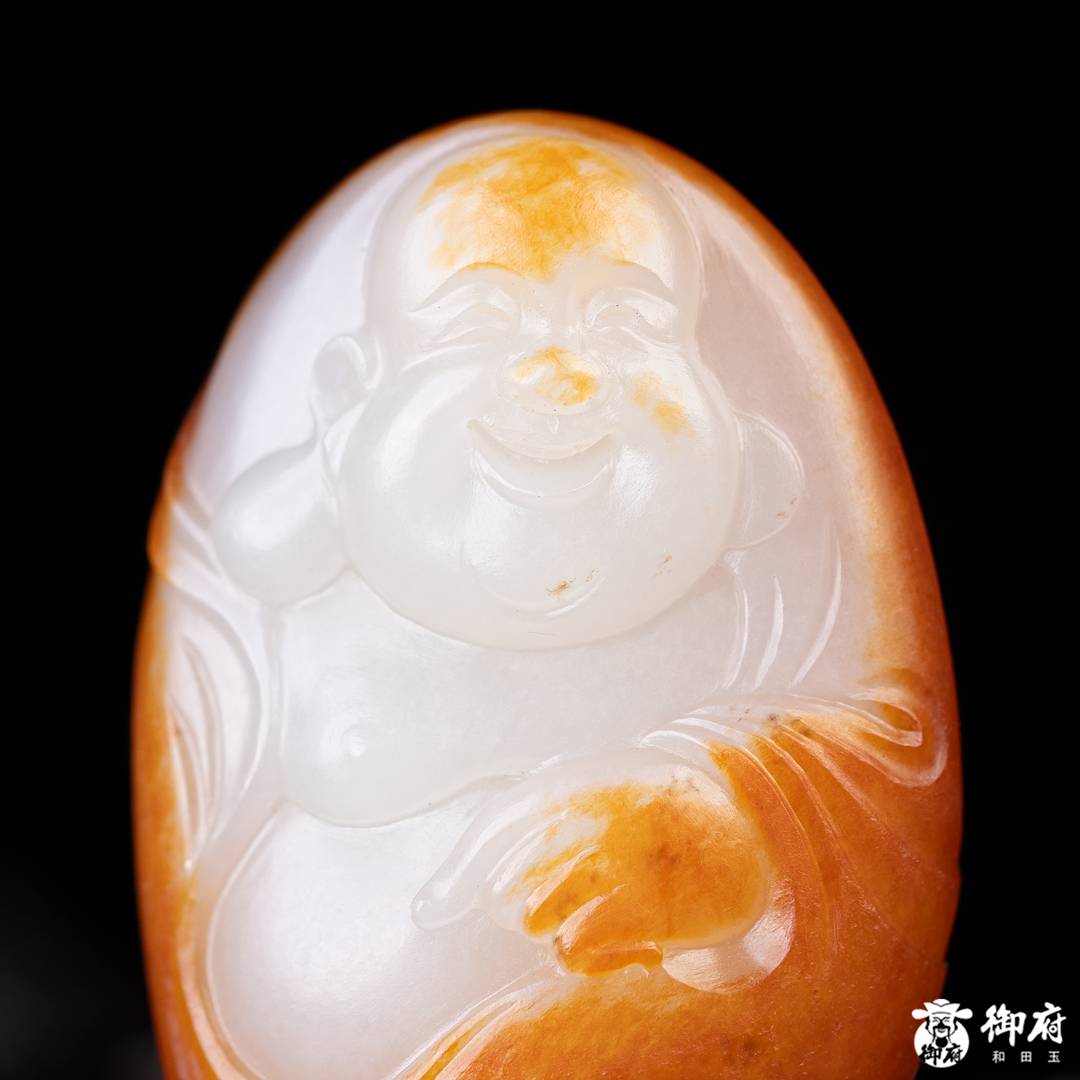 新疆和田玉独籽红皮白肉弥勒佛挂件 12克 图片4