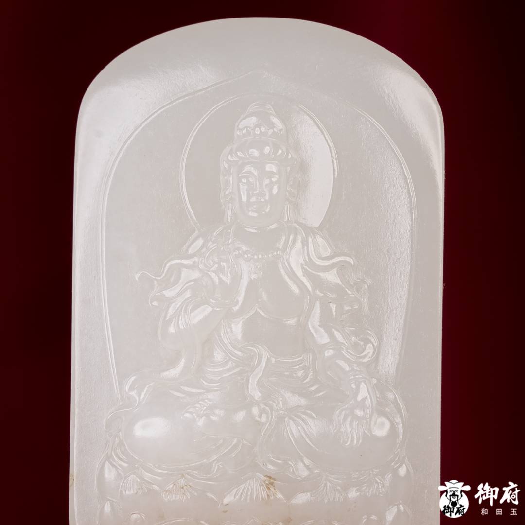 新疆和田玉洒金皮白玉籽玉挂件 坐莲观音 29.1克 图片4