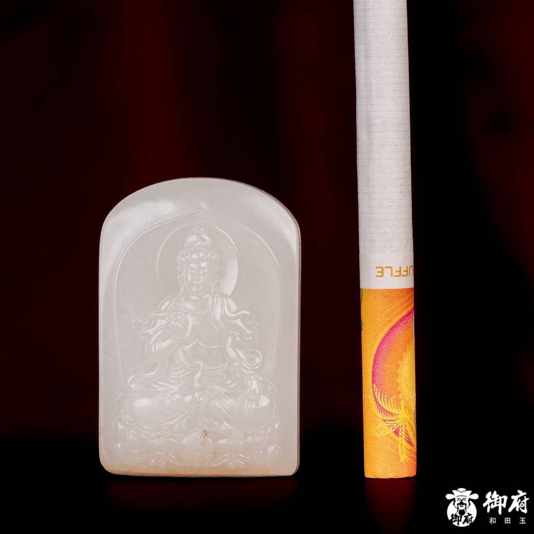 新疆和田玉洒金皮白玉籽玉挂件 坐莲观音 29.1克