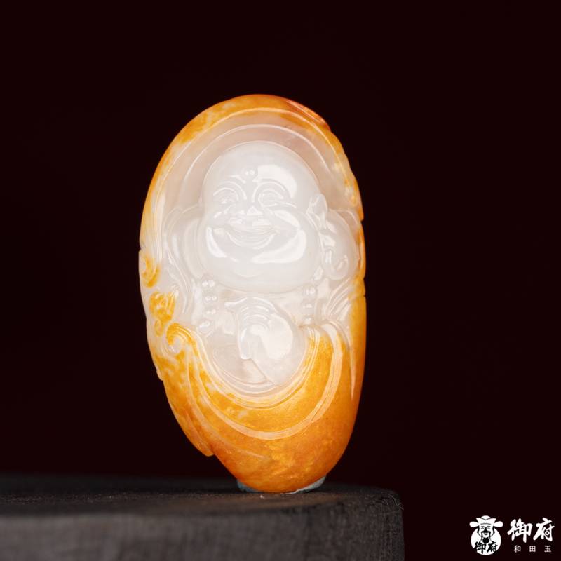 新疆和田玉红皮白玉籽玉 挂件 弥勒 15.1g 图片7