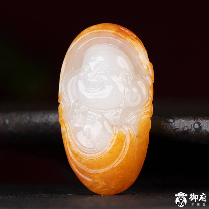 新疆和田玉红皮白玉籽玉 挂件 弥勒 15.1g 图片6