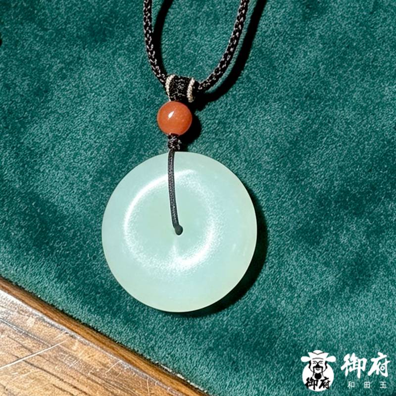 新疆和田玉白玉籽玉挂件 平安扣