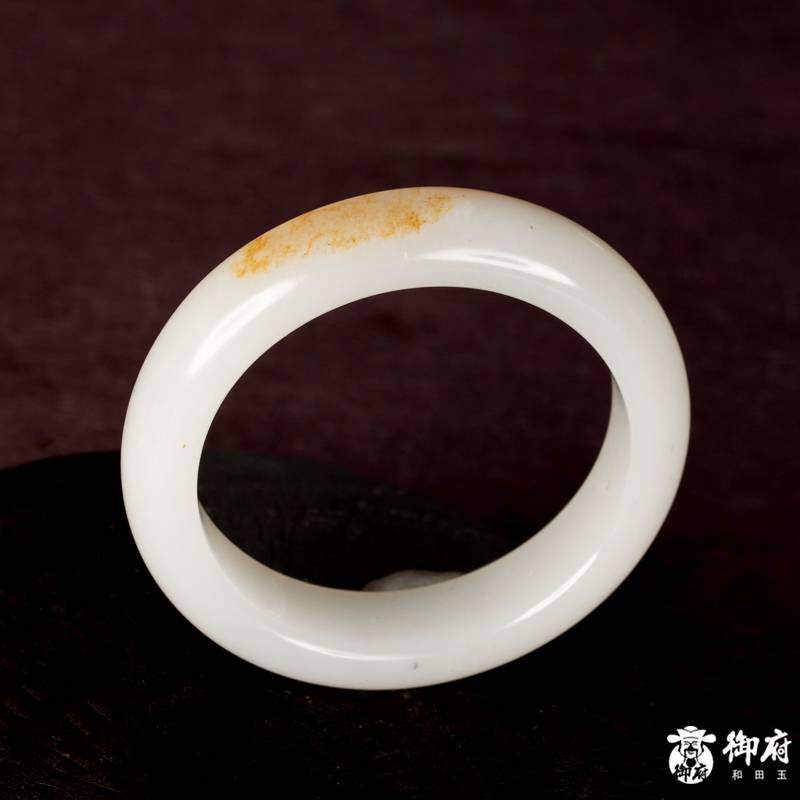 新疆和田玉洒金皮青花籽玉手镯 内径52mm 51.5克 图片7
