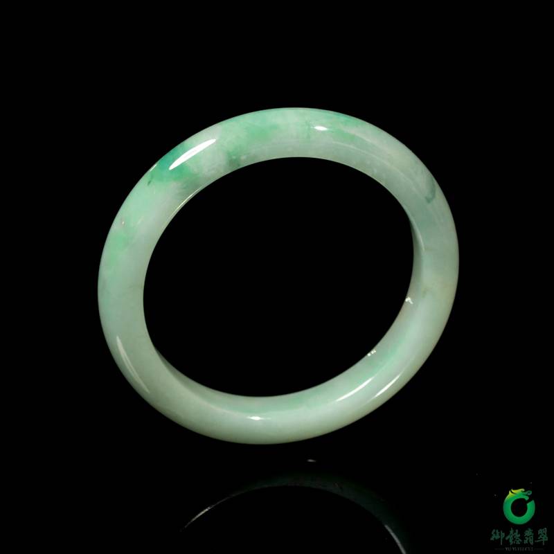 缅甸翡翠A货糯冰种飘绿手镯 45.6克 内径55mm 缩略图4