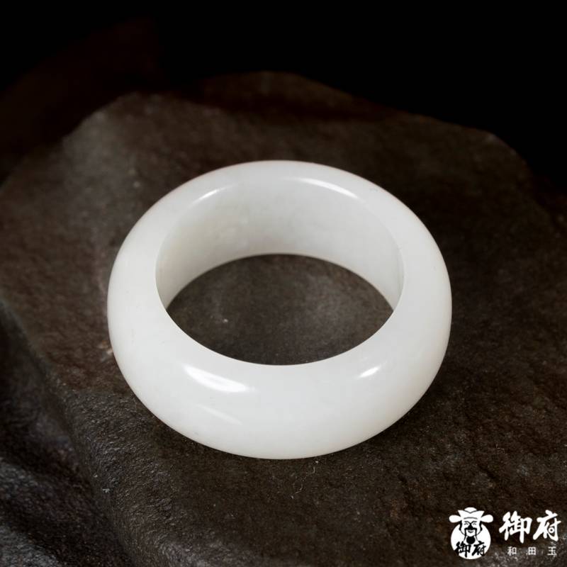 新疆和田玉白玉籽玉戒指 6.4克 图片7