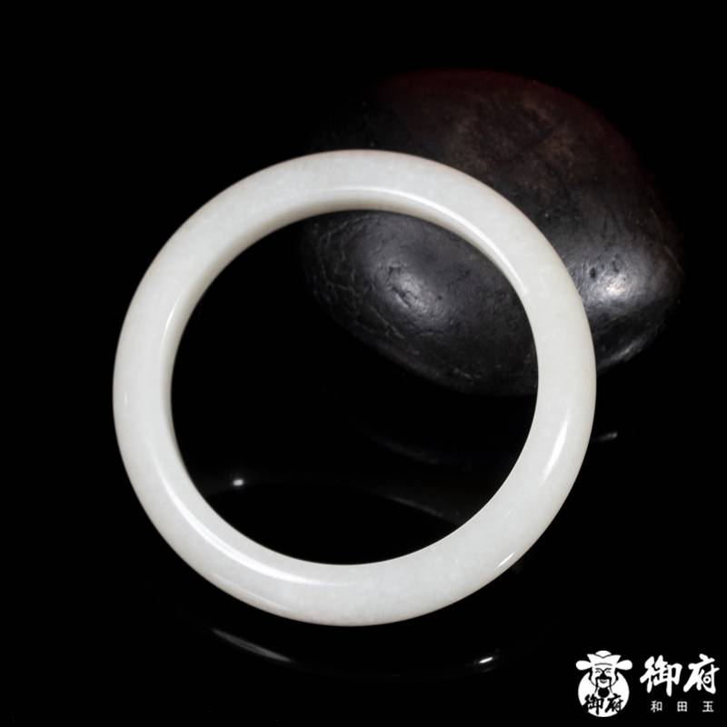 新疆和田玉原毛孔皮白玉籽玉平安镯 52.8克 内径56mm 图片8
