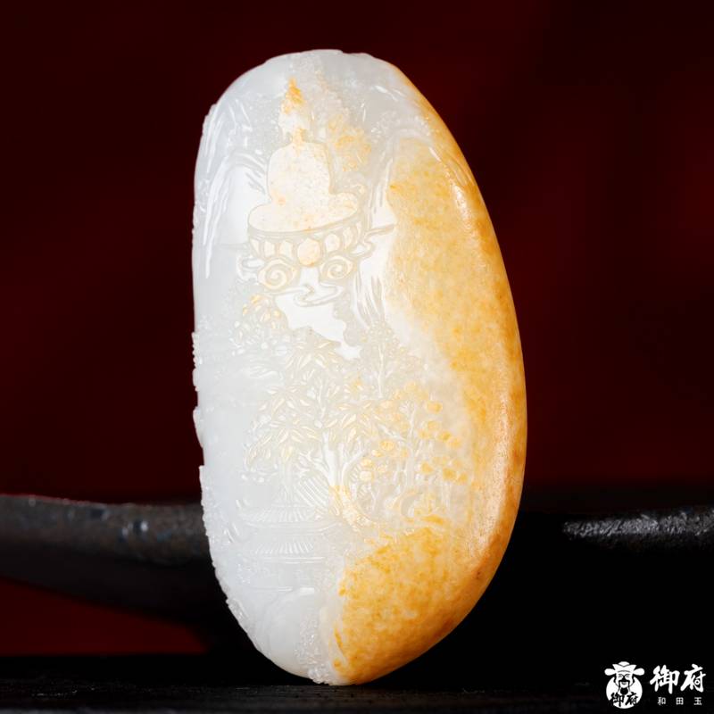 新疆和田玉洒金皮白玉独籽把件 无相佛 97.4克 图片2