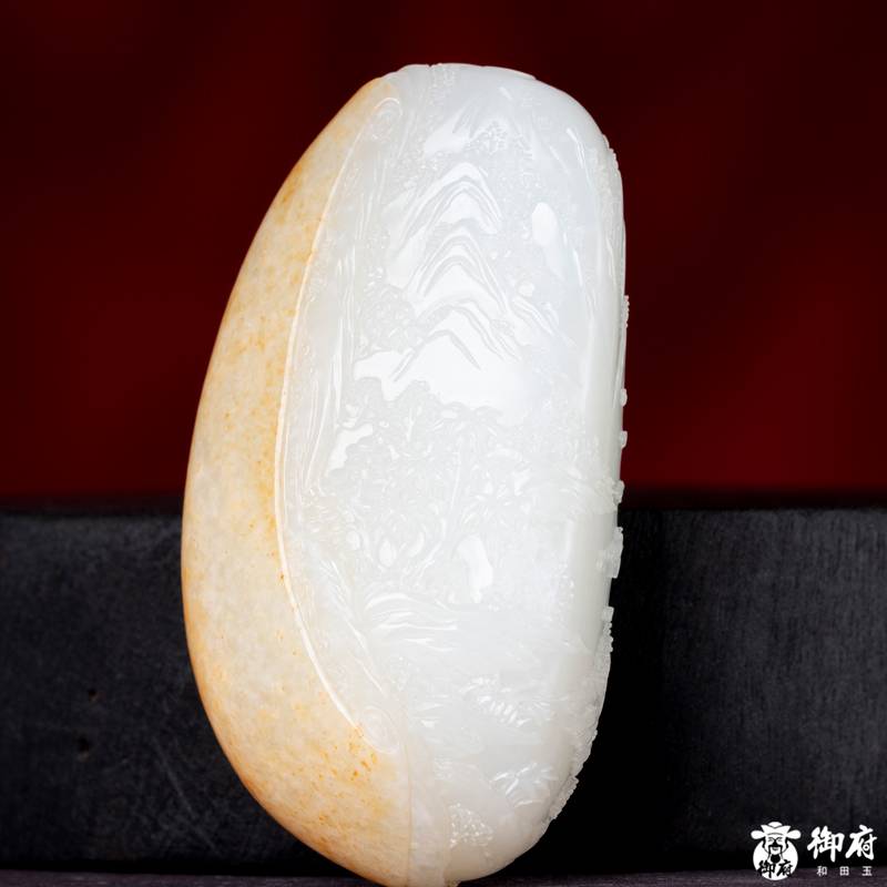 新疆和田玉洒金皮白玉独籽把件 无相佛 97.4克 图片6