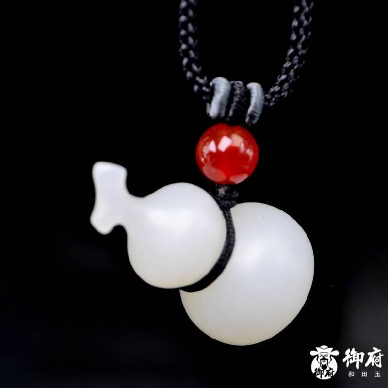 新疆和田玉原毛孔皮白玉籽玉挂件 福禄（葫芦）6.4克