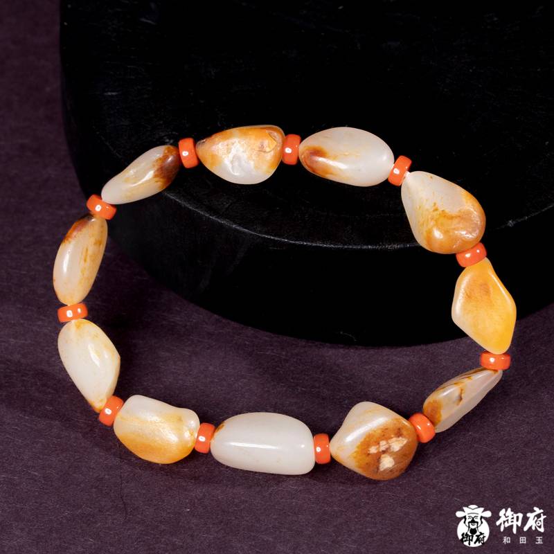 新疆和田玉枣红皮白玉独籽手串 30克