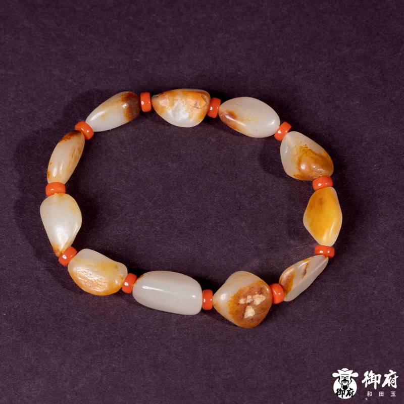 新疆和田玉枣红皮白玉独籽手串 30克 图片3