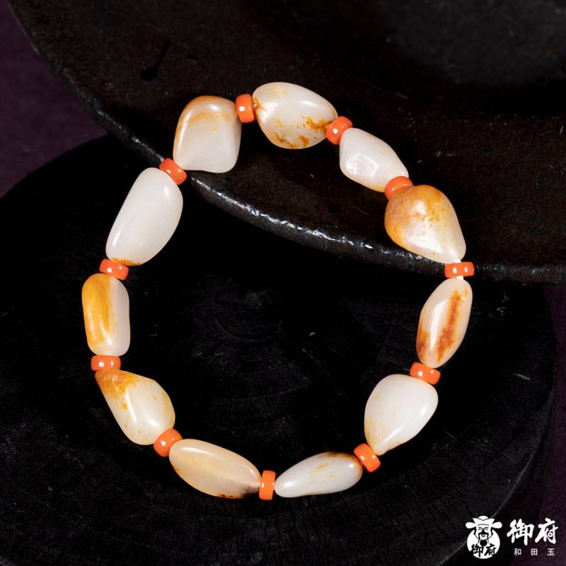 新疆和田玉枣红皮白玉独籽手串 30克 图片4