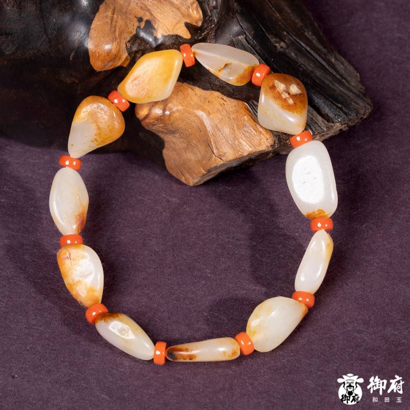 新疆和田玉枣红皮白玉独籽手串 30克 图片7