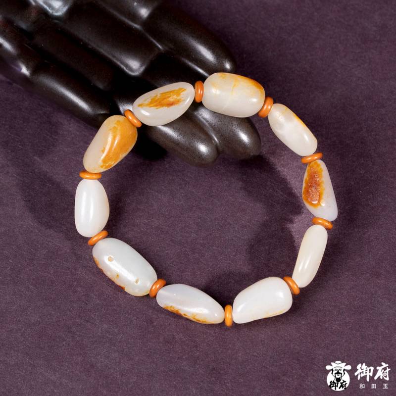 新疆和田玉枣红皮白玉独籽手串 28.3克 图片5