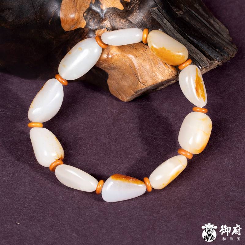 新疆和田玉枣红皮白玉独籽手串 28.3克 图片9