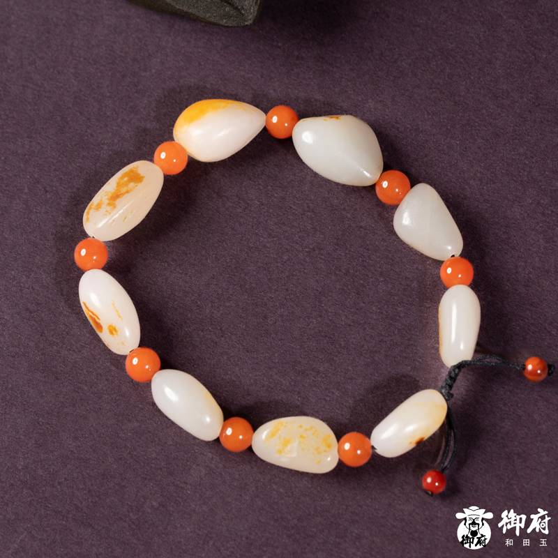 新疆和田玉枣红皮白玉独籽随形手串 29.5克 图片3