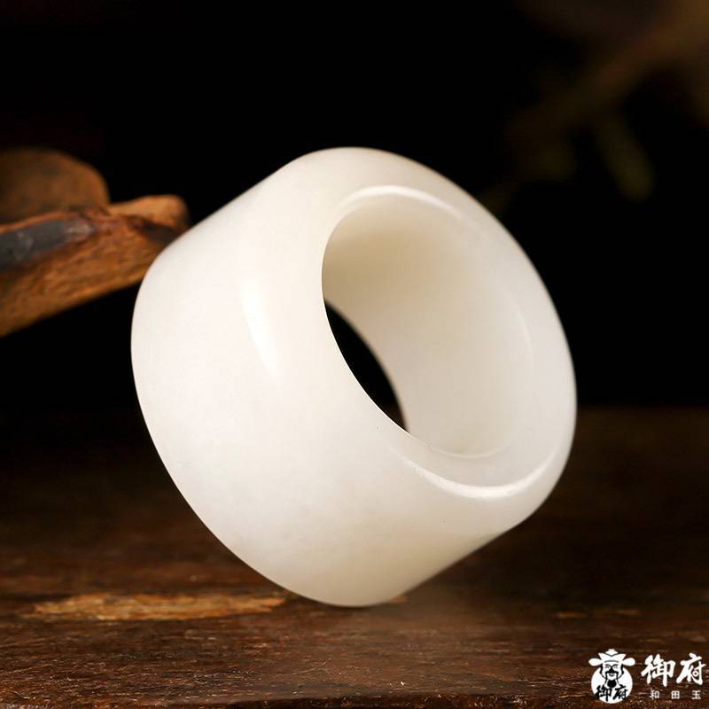 二手和田玉回收估价标准，旧玉器价格测算方法